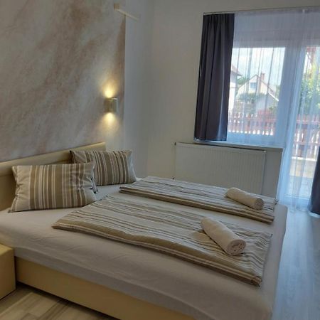 Hajdúszoboszló Central Lux Apartments מראה חיצוני תמונה