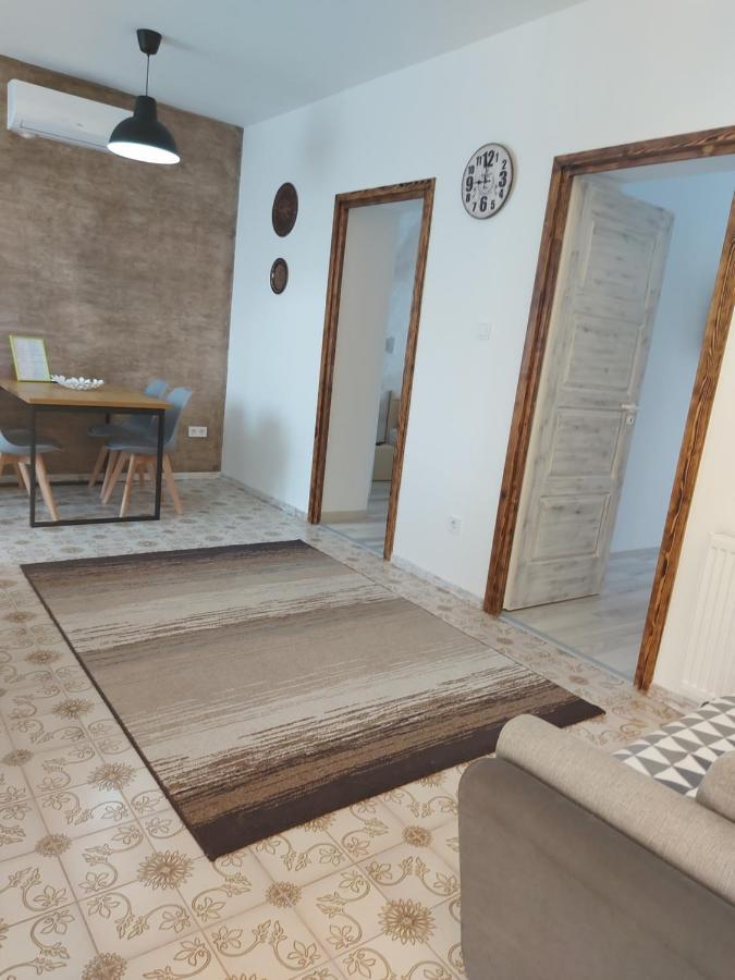 Hajdúszoboszló Central Lux Apartments מראה חיצוני תמונה